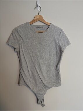 Abercrombie & Fitch Light Heather Gray Short Sleeve Bodysuit